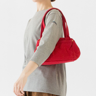 RED・身長162cm