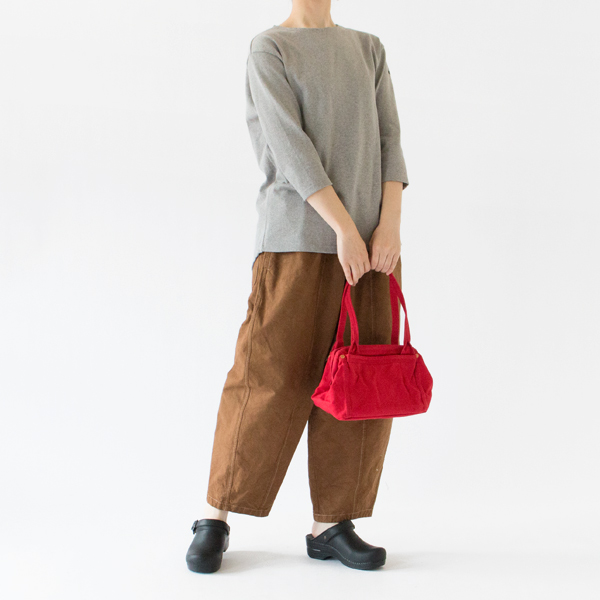 RED・身長162cm