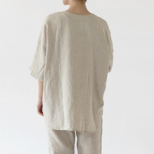 シンプルなバックスタイル(Sサイズ・身長162cm) シンプルなバックスタイル(Sサイズ・身長162cm)