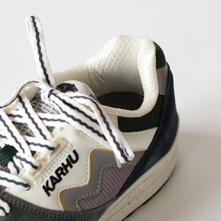 シンクロン KH802670／KARHU（カルフ）｜愛着を持ってずっと使いたい