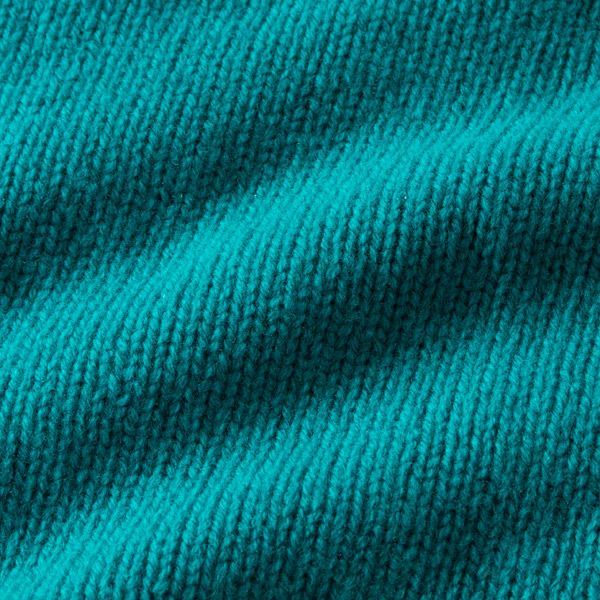 しなやかで軽やかなラムウール