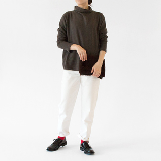様々なボトムスに合わせやすい丈(G.OLIVE、身長162cm) 様々なボトムスに合わせやすい丈(G.OLIVE、身長162cm)