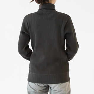BLACK、身長162cm BLACK、身長162cm