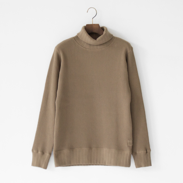 スーパーヘビーワッフル　タートルネック(KHAKI)