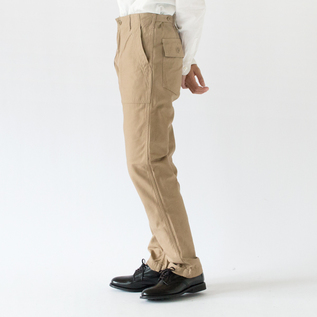 身長:163cm(KHAKI S) 身長:163cm(KHAKI S)