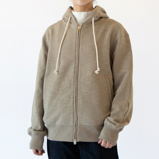 Mサイズ、身長162cm Mサイズ、身長162cm