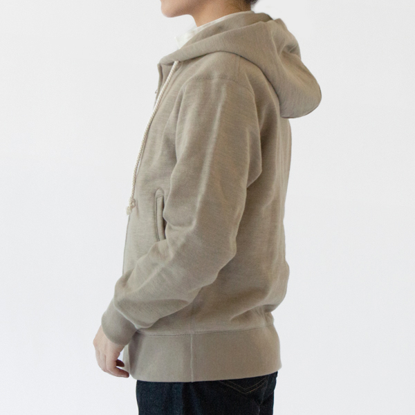 XSサイズ、身長162cm