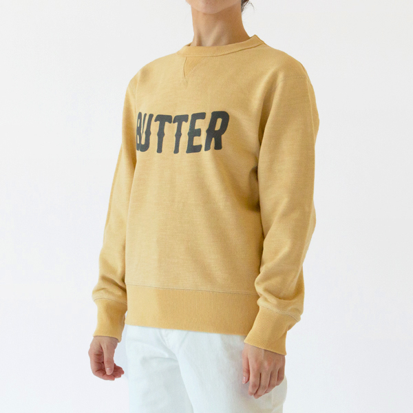 BUTTER(XSサイズ、身長162cm)