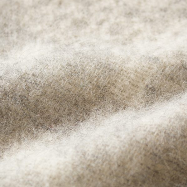 高級感のある美しい光沢というのも魅力のひとつ 高級感のある美しい光沢というのも魅力のひとつ