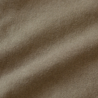 ふっくらとした上質な生地(KHAKI) ふっくらとした上質な生地(KHAKI)