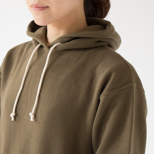 KHAKI・身長162cm KHAKI・身長162cm