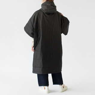 PONCHO（パッカブル ポンチョ）／VOITED（ボイテッド）｜愛着を