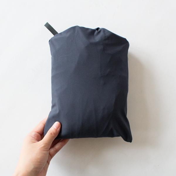 インナーポケットはパッカブル仕様(NAVY)