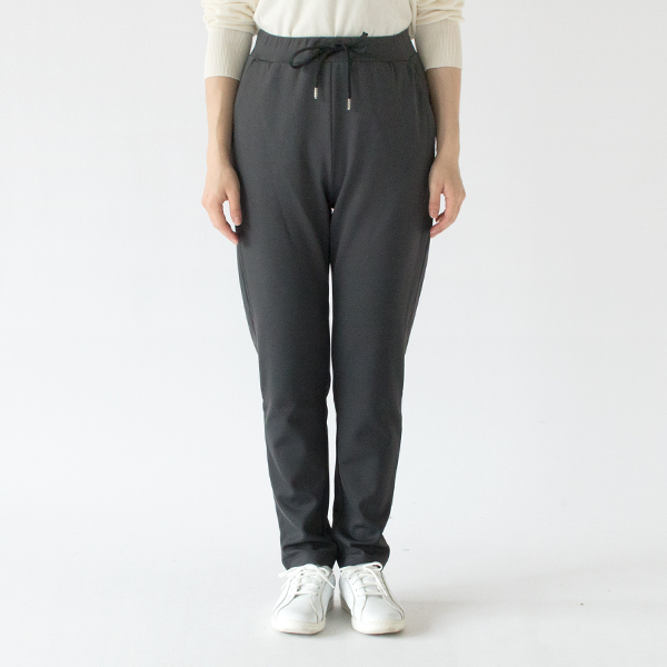 身長：162cm(チャコール/M)