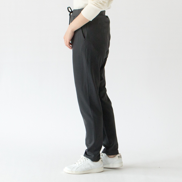 身長：162cm(チャコール/M)