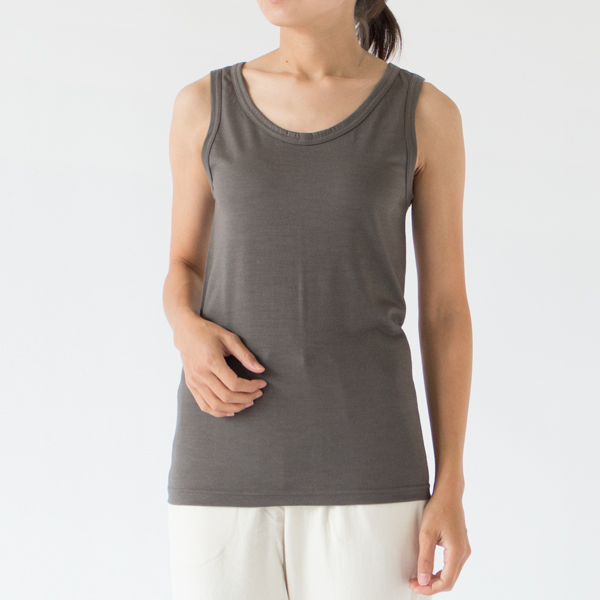 KHAKI、身長163cm