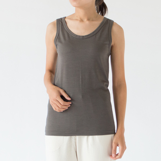 KHAKI、身長163cm