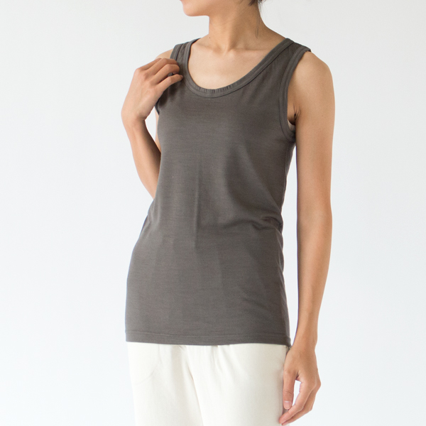 KHAKI、身長163cm