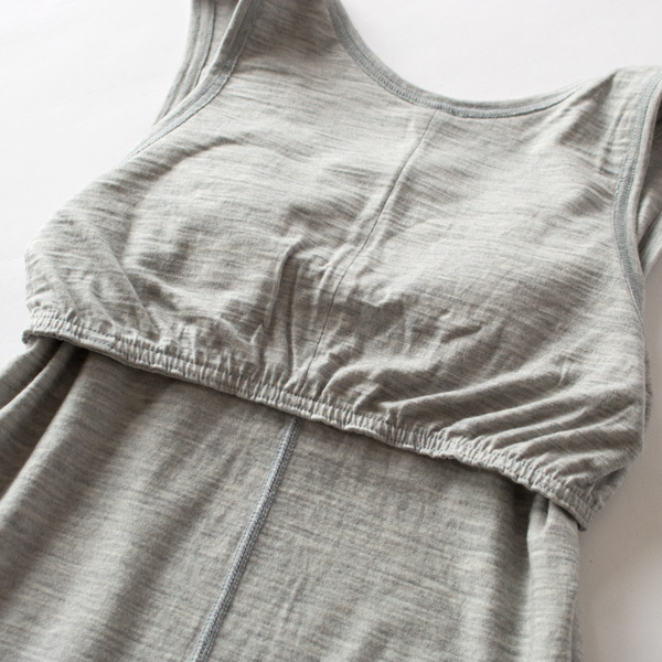 パッド収納部分も縫い代が肌に当たらないようなデザイン(L.GREY)