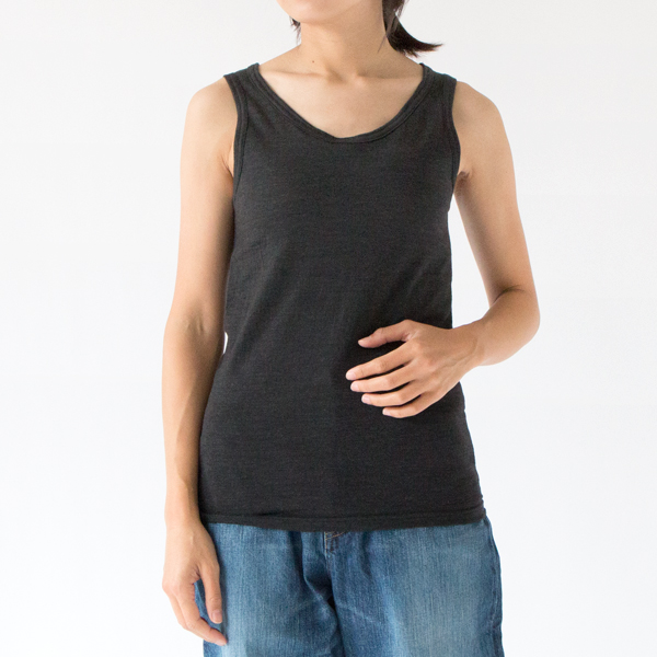 C.GREY、身長163cm