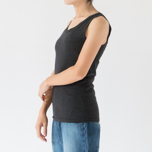 C.GREY、身長163cm