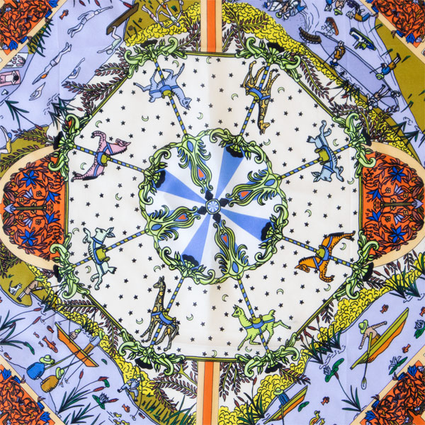 メリーゴーランドを中心に公園の世界が広がります(COL 7 ORANGE ) メリーゴーランドを中心に公園の世界が広がります(COL 7 ORANGE )