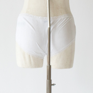 WHITE WHITE