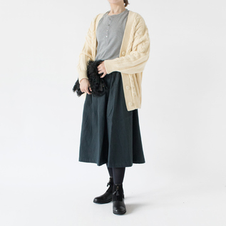 着まわしの効くベーシックなヘンリーネックTシャツ(GREYMELANGE、身長162cm) 着まわしの効くベーシックなヘンリーネックTシャツ(GREYMELANGE、身長162cm)
