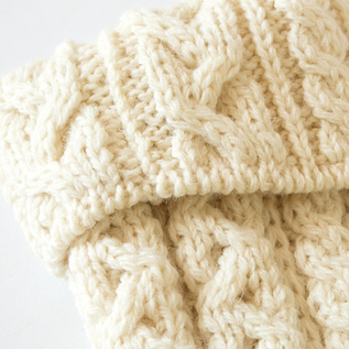 セーターのようなざっくりとしたケーブル編み(ARAN) セーターのようなざっくりとしたケーブル編み(ARAN)