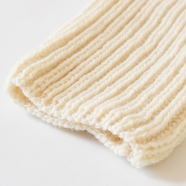 ゆるっと締め付けのないストレスフリーな着用感(ARAN)