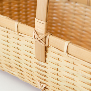 手提げかご／公長齋小菅（こうちょうさいこすが）｜愛着を持ってずっと