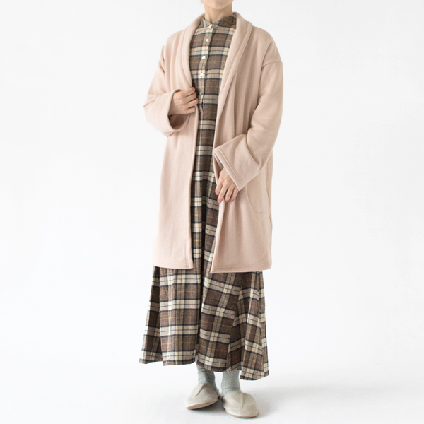 BEIGE、身長162cm