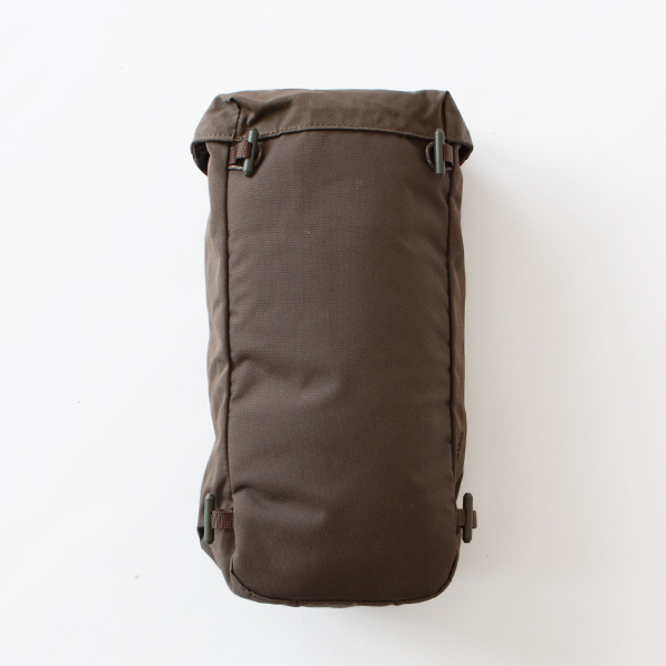 【別売】背面（29cm×15cmの大きめポケット）