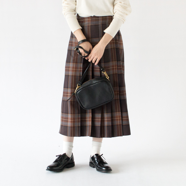 レザーバッグ MINI FELIX BLACK（身長162cm）
