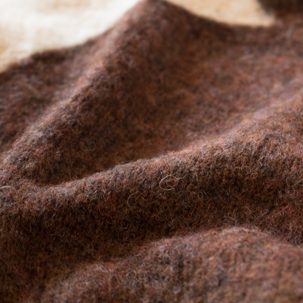 シェットランドウールの美しい発色(COFFEE TUSK NUTMEG) シェットランドウールの美しい発色(COFFEE TUSK NUTMEG)