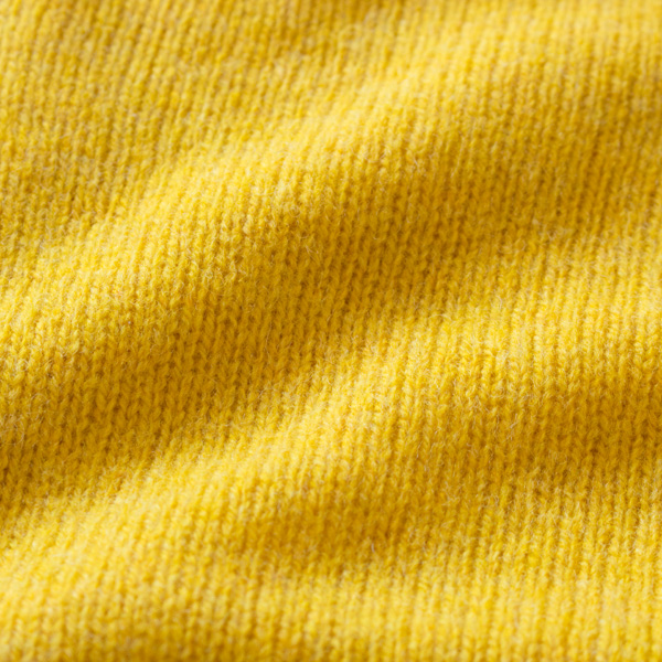 クルーネックセーター（Gorse Flower ）