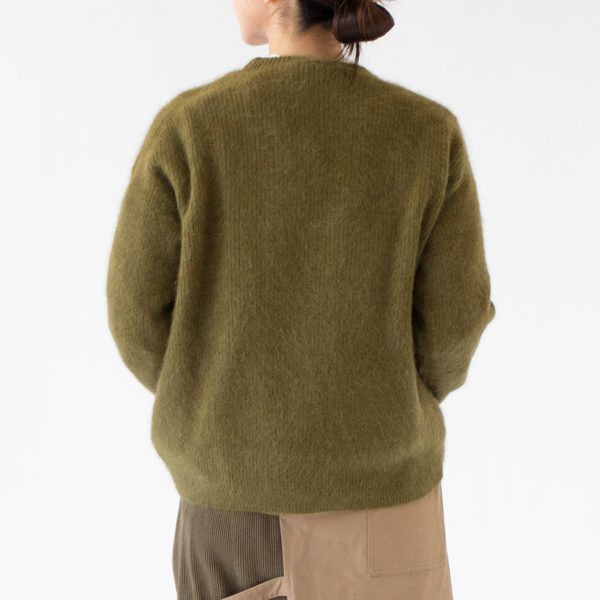 身長162cm・KHAKI