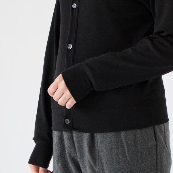 袖は7cm、裾は6cmリブ 袖は7cm、裾は6cmリブ