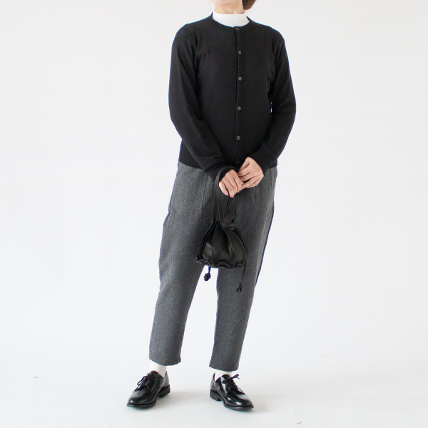 クルーネックカーディガン(NERO)162cm クルーネックカーディガン(NERO)162cm