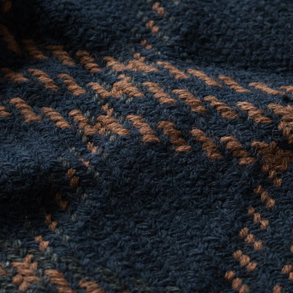 バスケットのように縦横リズム良く編み立てられた生地(TUAM NAVY COPPER) バスケットのように縦横リズム良く編み立てられた生地(TUAM NAVY COPPER)