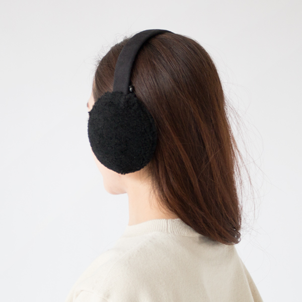 イヤーマフ HANA(MERINO CURLY-BLACK CURLY)