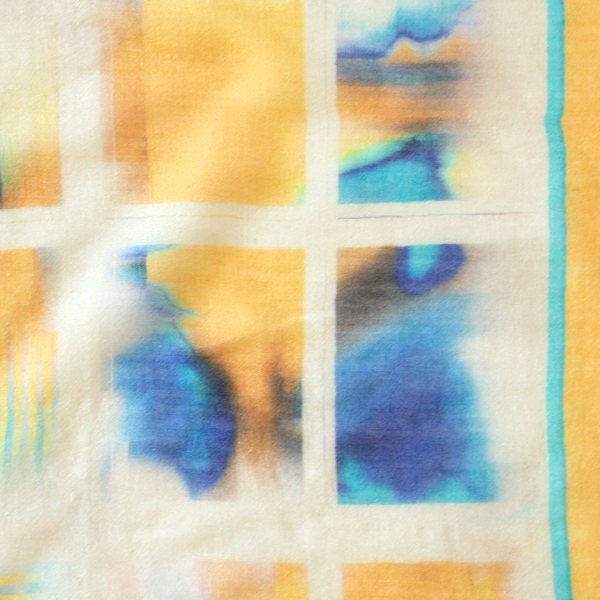 VOYAGE yellow