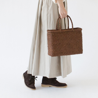 山ぶどうかごバッグ 六枚織花結び編み レザーハンドル付き/宮本工芸 山ぶどうかごバッグ 六枚織花結び編み レザーハンドル付き/宮本工芸