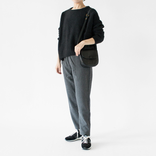 綺麗めなコーデにも合います(BLACK、身長162cm) 綺麗めなコーデにも合います(BLACK、身長162cm)