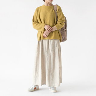 主張しすぎない色味です(YELLOW、身長162cm) 主張しすぎない色味です(YELLOW、身長162cm)