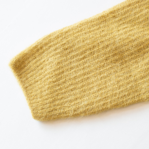 袖口は少し丸っこい印象(YELLOW) 袖口は少し丸っこい印象(YELLOW)