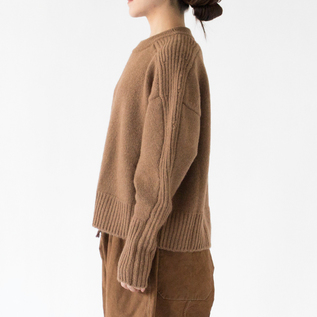 ベビーキャメル エポーレットセーター(CAMEL、身長162cm) ベビーキャメル エポーレットセーター(CAMEL、身長162cm)
