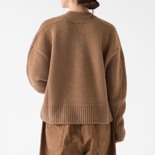 ベビーキャメル エポーレットセーター ／FACTORY（ファクトリー