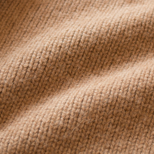 丁寧な編み目が美しいです(CAMEL) 丁寧な編み目が美しいです(CAMEL)