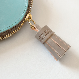 愛らしいミニタッセルキーチャーム(MINT GREEN/TAUPE) 愛らしいミニタッセルキーチャーム(MINT GREEN/TAUPE)